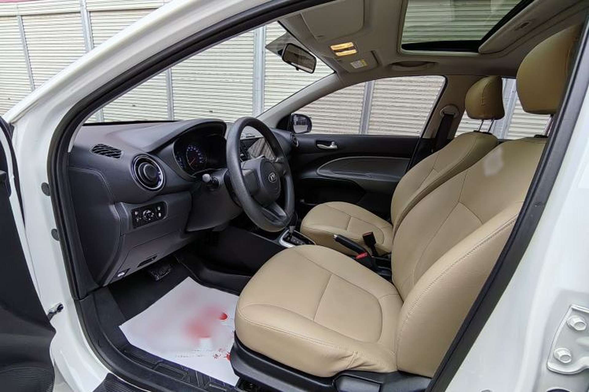 Used Kia Pegas 2020 Revised Version 1.4L Automatic Comfortable with Sunroof Interior 1