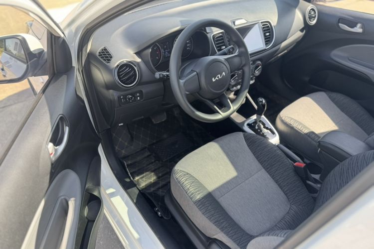 Used Kia Pegas 2020 1.4L Automatic Elite Connect Edition Interior 2