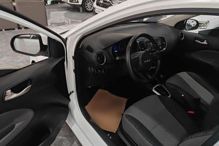 Used Kia Pegas 2020 Revised Version 1.4L Automatic Comfortable with Sunroof Interior 2