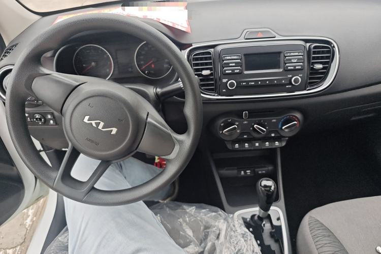 Used Kia Pegas 2020 Revised Version 1.4L Automatic Comfortable with Sunroof Interior 3