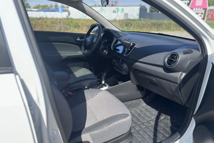 Used Kia Pegas 2020 1.4L Automatic Elite Connect Edition Interior 4