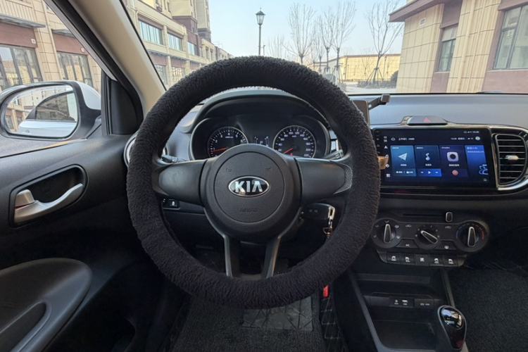Used Kia Pegas 2020 1.4L Automatic Comfort Version with Sunroof Interior 6