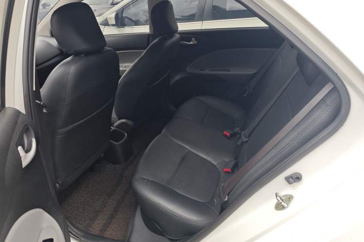 Used Kia Pegas 2020 1.4L Automatic Comfort Version with Sunroof Interior 6