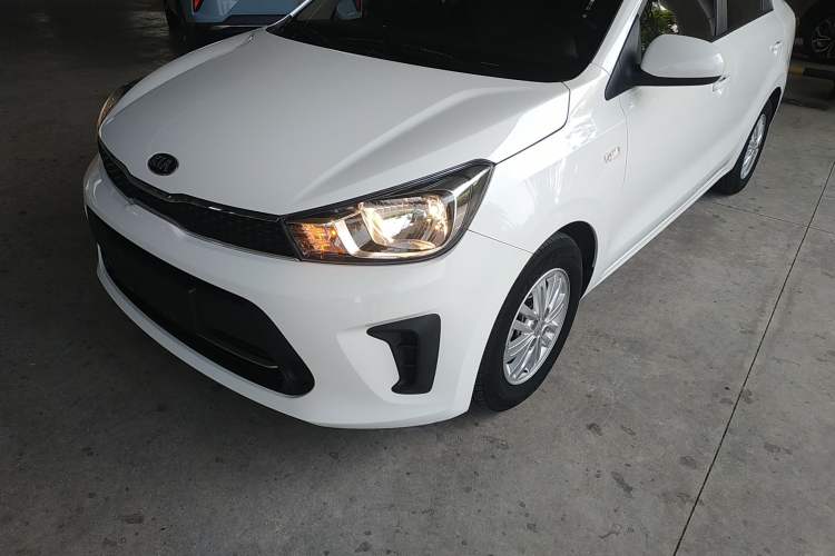 Used Kia Pegas 2020 Revised Version 1.4L Automatic Comfortable with Sunroof Left Front Headlight