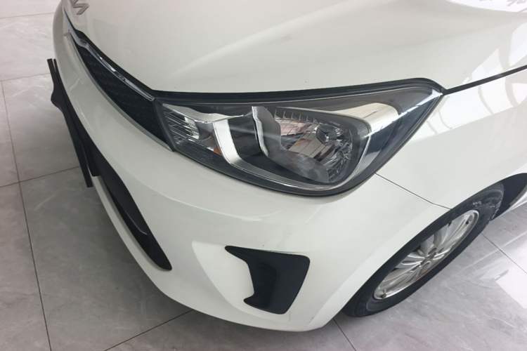 Used Kia Pegas 2020 Revised Version 1.4L Automatic Comfortable with Sunroof Left Front Headlight