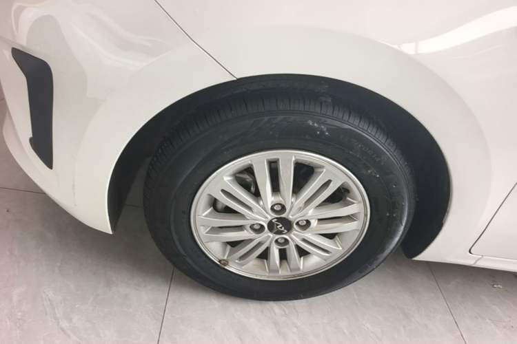 Used Kia Pegas 2020 Revised Version 1.4L Automatic Comfortable with Sunroof Left Front Wheel Hub
