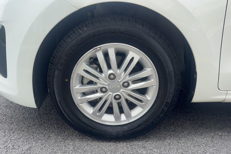 Used Kia Pegas 2020 1.4L Automatic Comfort Version with Sunroof Left Front Wheel Hub