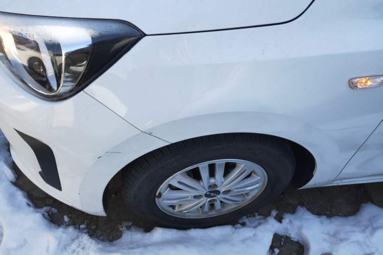 Used Kia Pegas 2020 Revised Version 1.4L Automatic Comfortable with Sunroof Left Front Wheel Hub