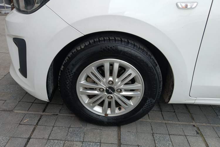 Used Kia Pegas 2020 Revised Version 1.4L Automatic Comfortable with Sunroof Left Front Wheel Hub