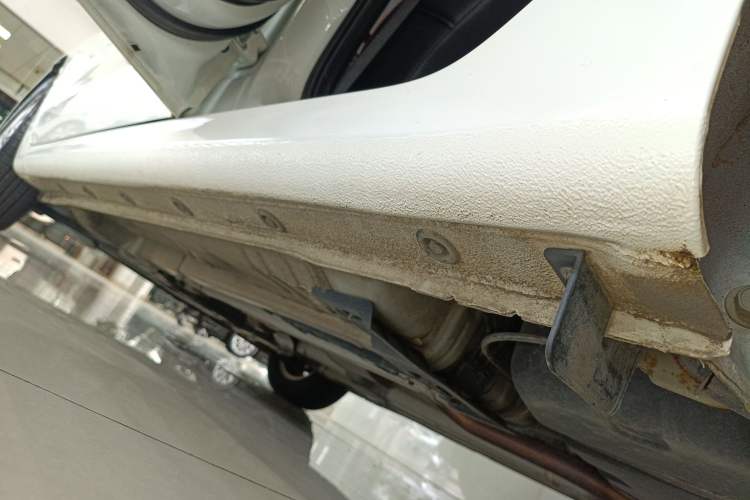 Used Kia Pegas 2020 1.4L Automatic Comfort Version with Sunroof Left Side Sill