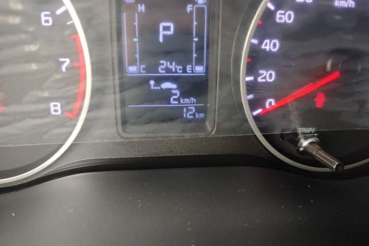 Used Kia Pegas 2020 Revised Version 1.4L Automatic Comfortable with Sunroof Odometer Close Up