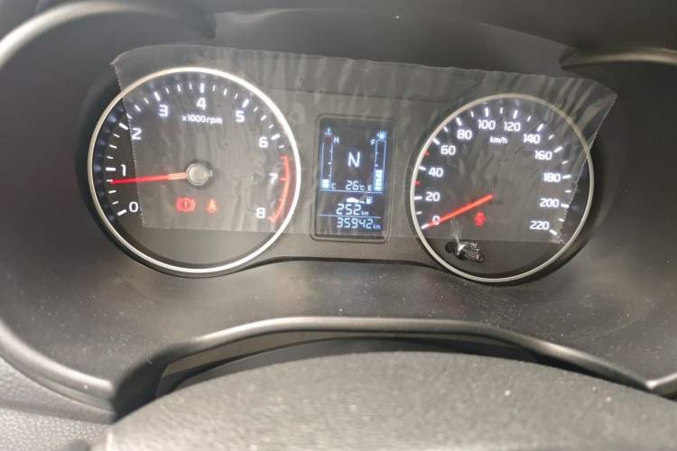 Used Kia Pegas 2020 1.4L Automatic Comfort Version with Sunroof Odometer Close Up