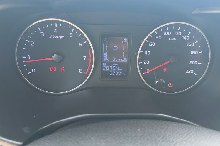Used Kia Pegas 2020 1.4L Automatic Comfort Version with Sunroof Odometer Close Up