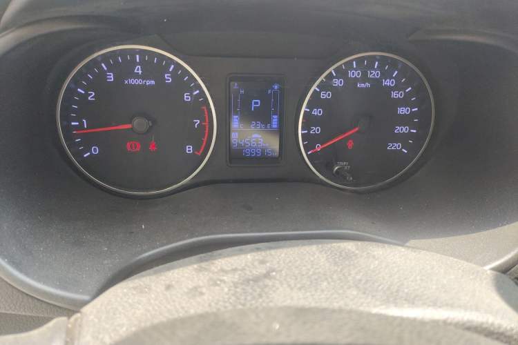 Used Kia Pegas 2020 1.4L Automatic Comfort Version with Sunroof Odometer Close Up
