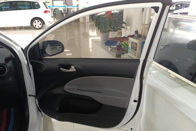 Used Kia Pegas 2020 1.4L Automatic Comfort Version with Sunroof Right Front Door Interior