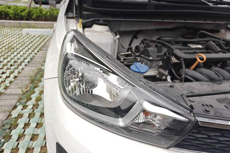 Used Kia Pegas 2020 Revised Version 1.4L Automatic Comfortable with Sunroof Right Front Headlight