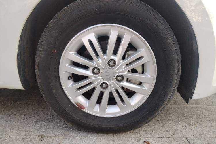 Used Kia Pegas 2020 Revised Version 1.4L Automatic Comfortable with Sunroof Right Front Wheel Hub