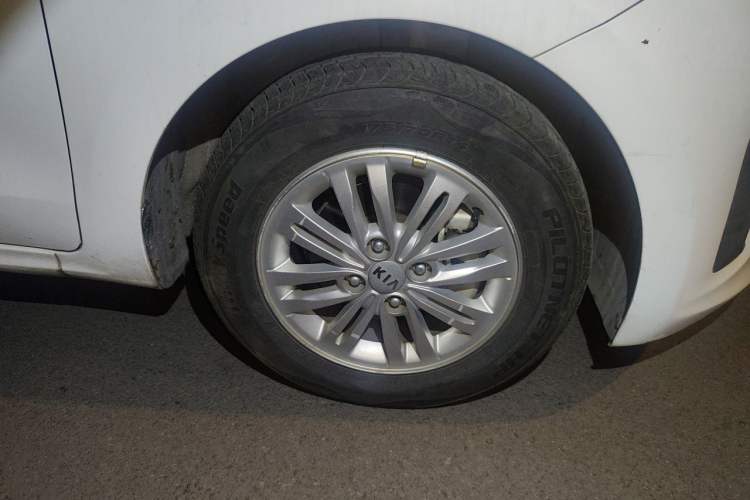 Used Kia Pegas 2020 Revised Version 1.4L Automatic Comfortable with Sunroof Right Front Wheel Hub