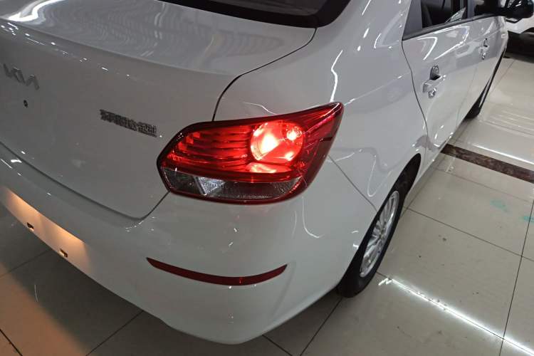 Used Kia Pegas 2020 1.4L Automatic Elite Connect Edition Right Rear Taillight