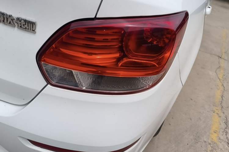 Used Kia Pegas 2020 Revised Version 1.4L Automatic Comfortable with Sunroof Right Rear Taillight