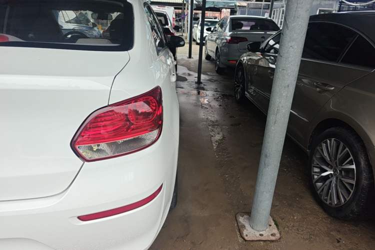 Used Kia Pegas 2020 Revised Version 1.4L Automatic Comfortable with Sunroof Right Rear Taillight