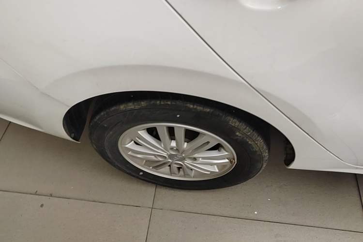 Used Kia Pegas 2020 1.4L Automatic Comfort Version with Sunroof Right Rear Wheel Hub