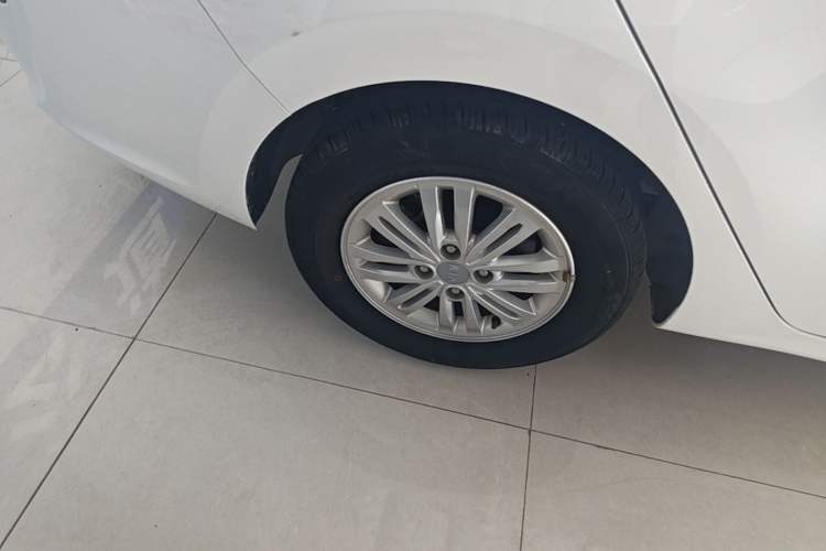 Used Kia Pegas 2020 Revised Version 1.4L Automatic Comfortable with Sunroof Right Rear Wheel Hub