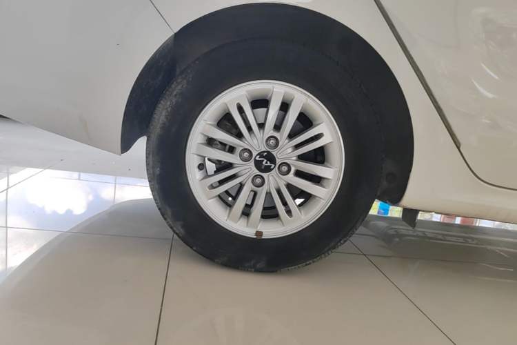 Used Kia Pegas 2020 Revised Version 1.4L Automatic Comfortable with Sunroof Right Rear Wheel Hub