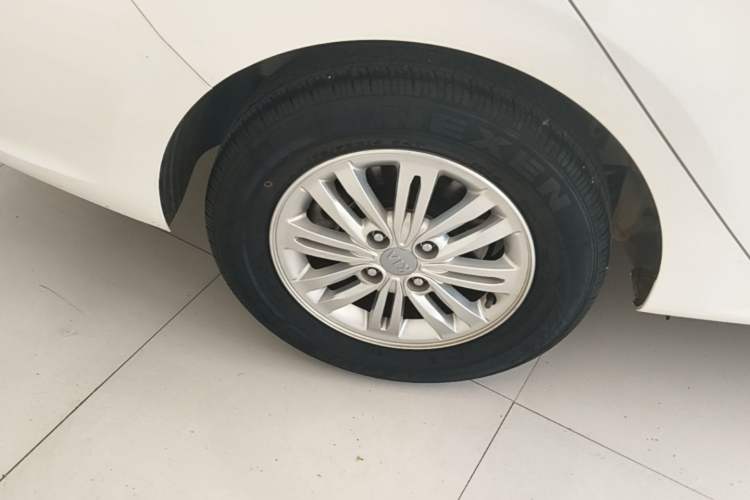 Used Kia Pegas 2020 1.4L Automatic Comfort Version with Sunroof Right Rear Wheel Hub