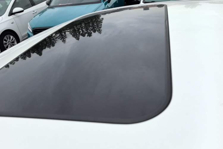 Used Kia Pegas 2020 1.4L Automatic Comfort Version with Sunroof Roof