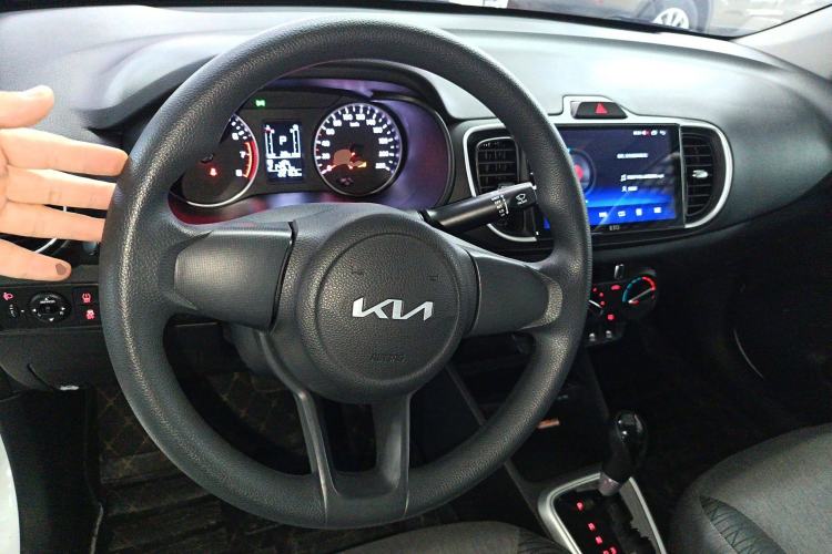 Used Kia Pegas 2020 1.4L Automatic Elite Connect Edition Steering Wheel
