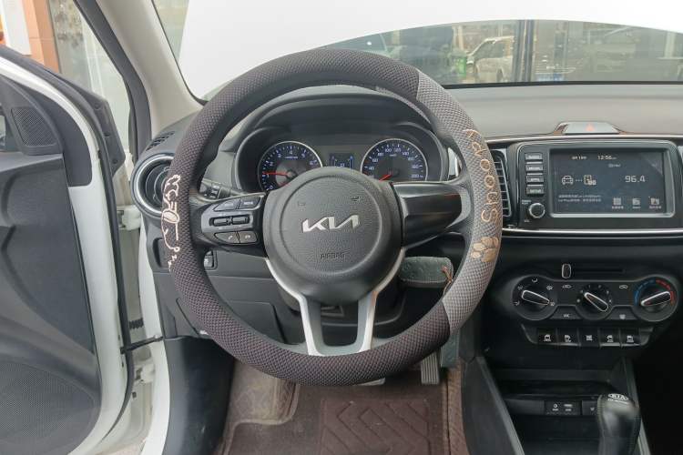 Used Kia Pegas 2020 Revised Version 1.4L Automatic Comfortable with Sunroof Steering Wheel