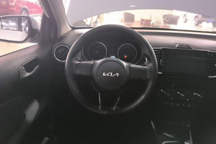 Used Kia Pegas 2020 Revised Version 1.4L Automatic Comfortable with Sunroof Steering Wheel