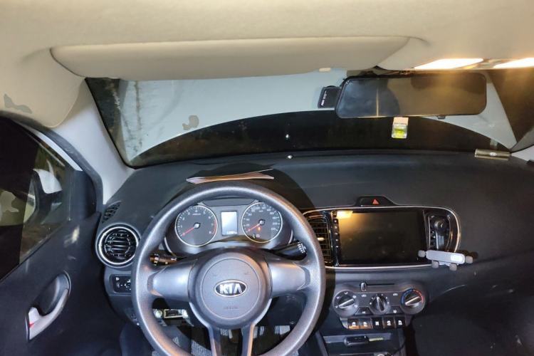 Used Kia Pegas 2020 Revised Version 1.4L Automatic Comfortable with Sunroof Steering Wheel