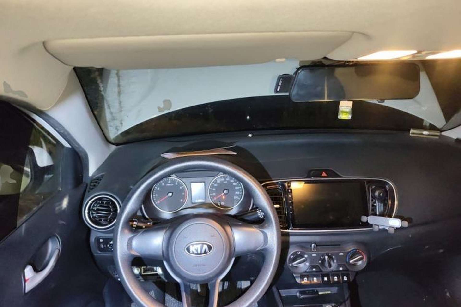 Used Kia Pegas 2020 Revised Version 1.4L Automatic Comfortable with Sunroof Steering Wheel