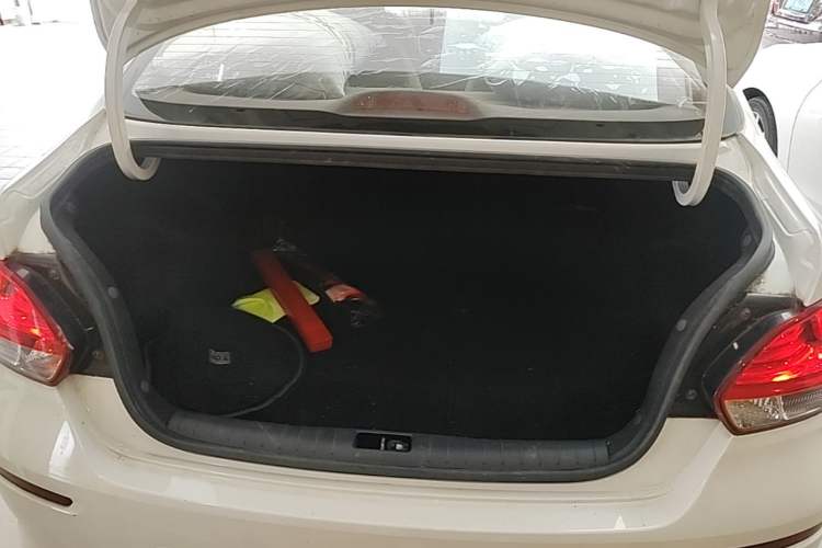 Used Kia Pegas 2020 1.4L Automatic Comfort Version with Sunroof Trunk