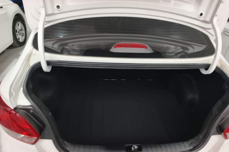 Used Kia Pegas 2020 Revised Version 1.4L Automatic Comfortable with Sunroof Trunk