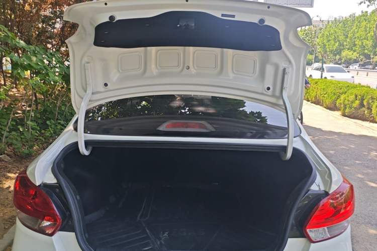 Used Kia Pegas 2020 1.4L Automatic Comfort Version with Sunroof Trunk