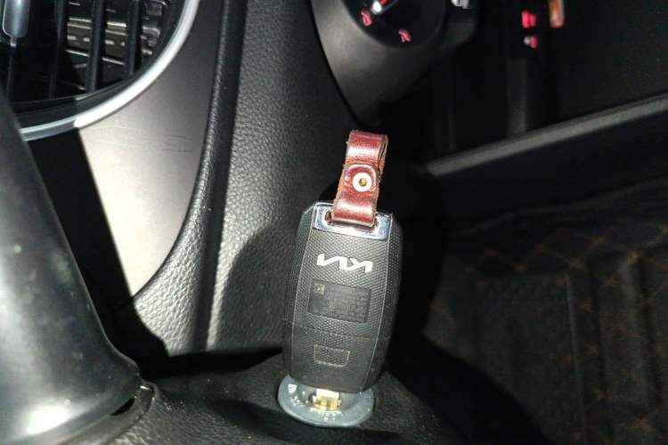 Used Kia Pegas 2020 1.4L Automatic Elite Connect Edition Vehicle Key