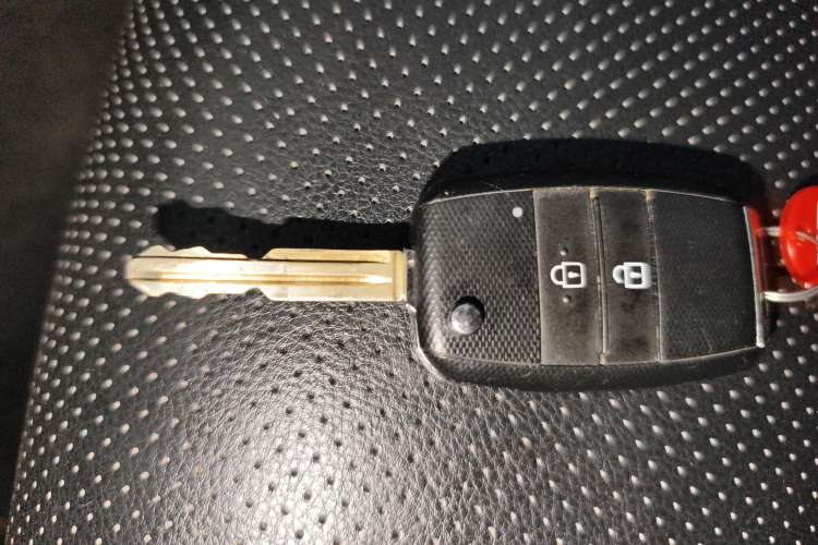 Used Kia Pegas 2020 Revised Version 1.4L Automatic Comfortable with Sunroof Vehicle Key