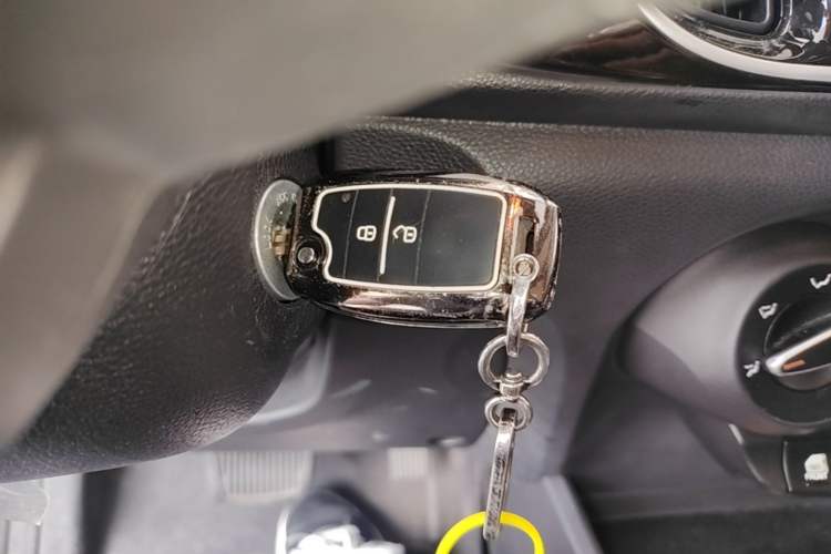 Used Kia Pegas 2020 Revised Version 1.4L Automatic Comfortable with Sunroof Vehicle Key