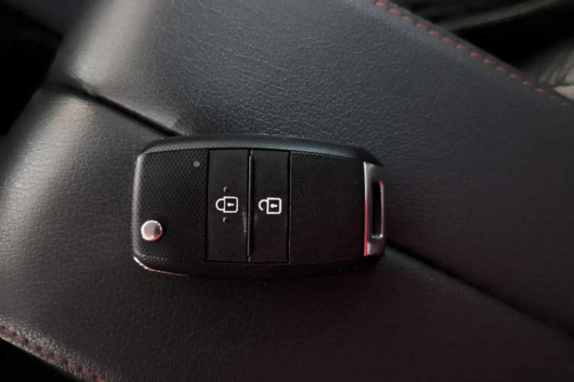 Used Kia Pegas 2020 Revised Version 1.4L Automatic Comfortable with Sunroof Vehicle Key
