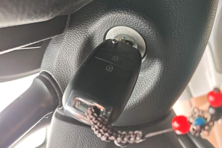 Used Kia Pegas 2020 Revised Version 1.4L Automatic Comfortable with Sunroof Vehicle Key