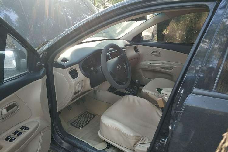 Used Kia Rio 2007 1.4L MT GL Driver Seat