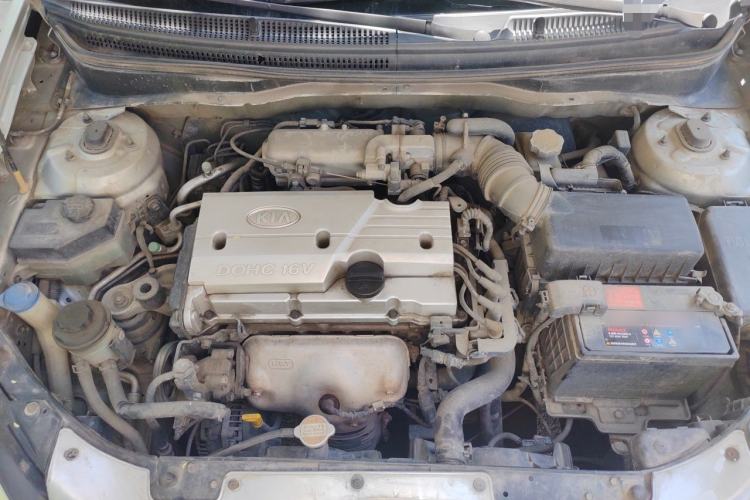 Used Kia Rio 2007 1.4L Manual Transmission Engine Bay