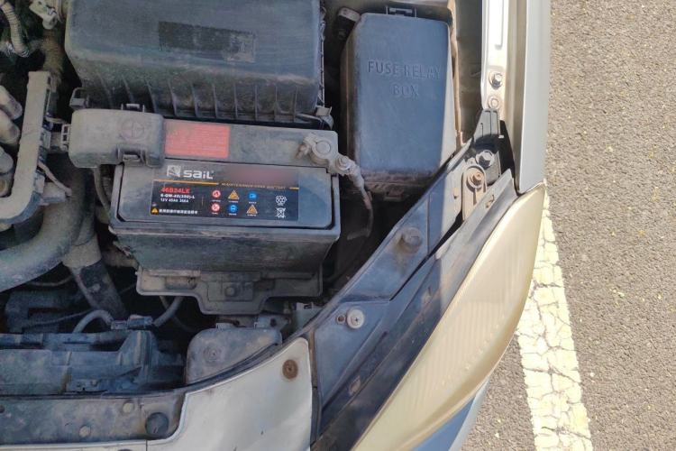 Used Kia Rio 2007 1.4L Manual Transmission Engine Bay Left