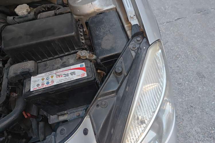 Used Kia Rio 2007 1.4L AT GLS Engine Bay Left