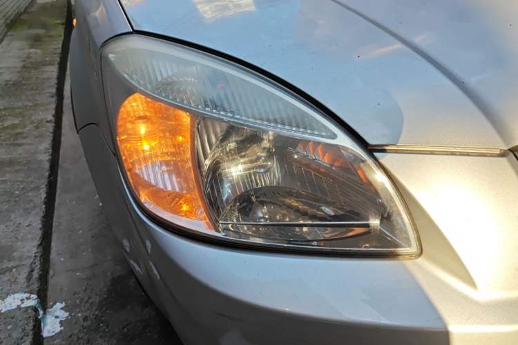 Used Kia Rio 2007 1.4L AT GLS Right Front Headlight