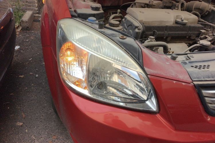 Used Kia Rio 2007 1.4L MT GLS Right Front Headlight