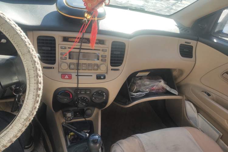 Used Kia Rio 2007 1.4L MT GL Audio And AC Panel